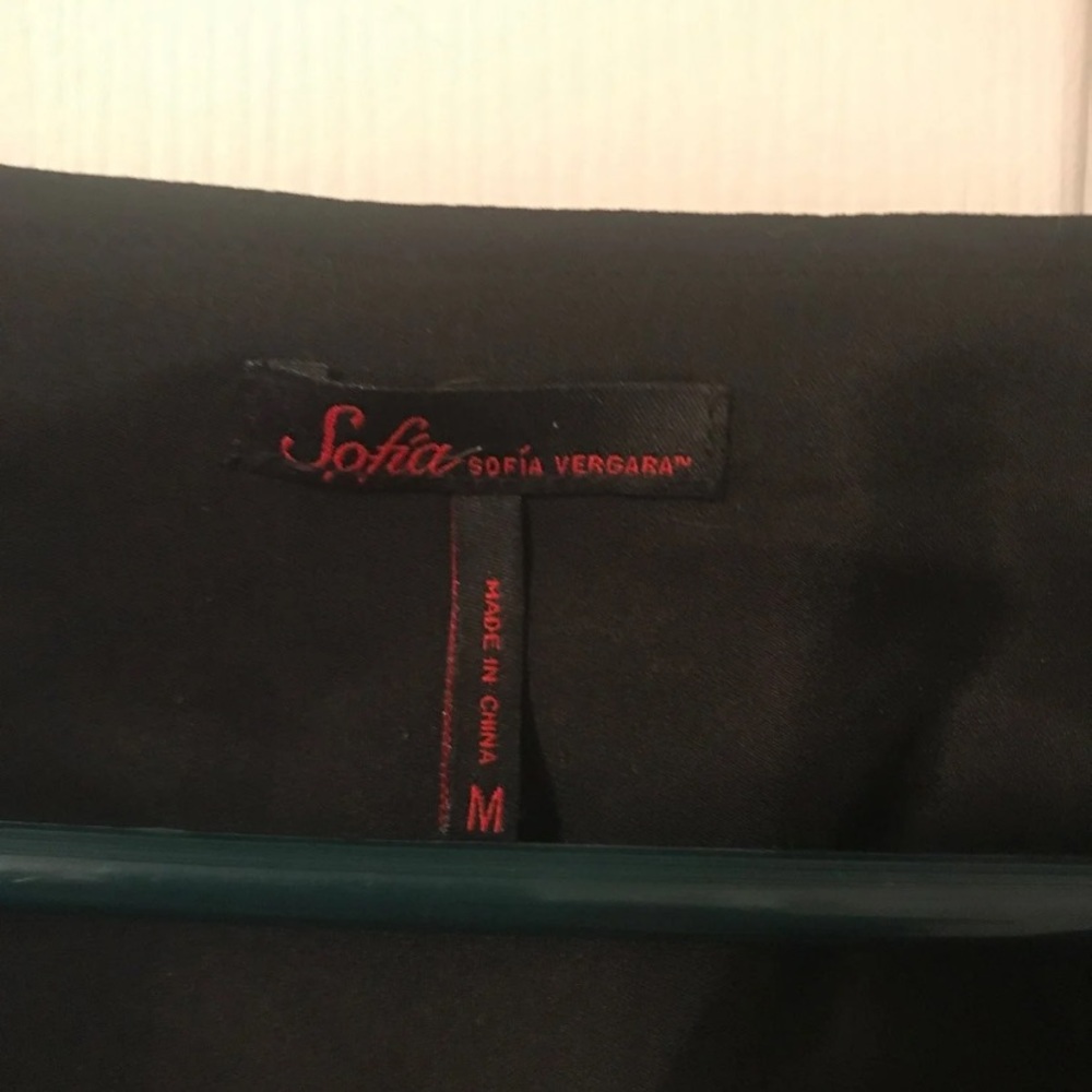 Blouse - Picture 3 of 6
